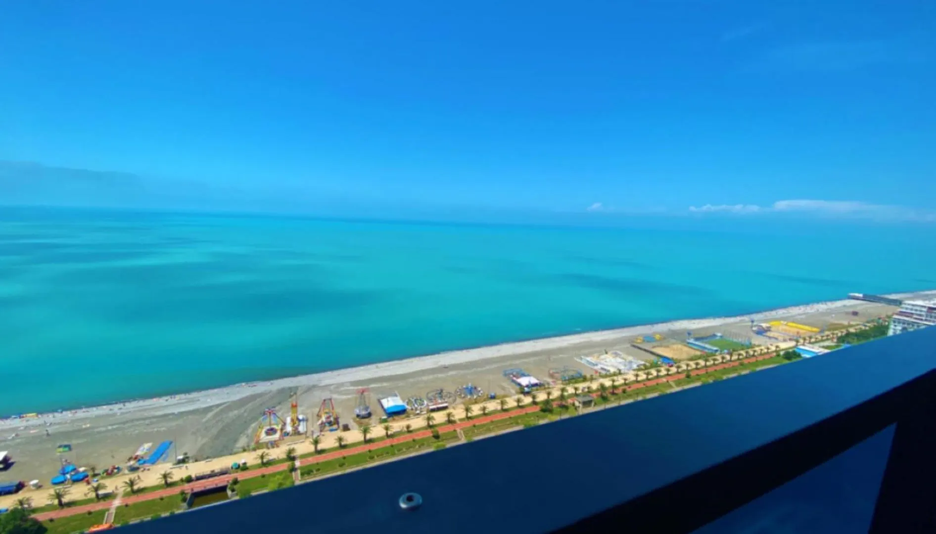 Inviting Sea View Aparthotel In Orbi City Batumi