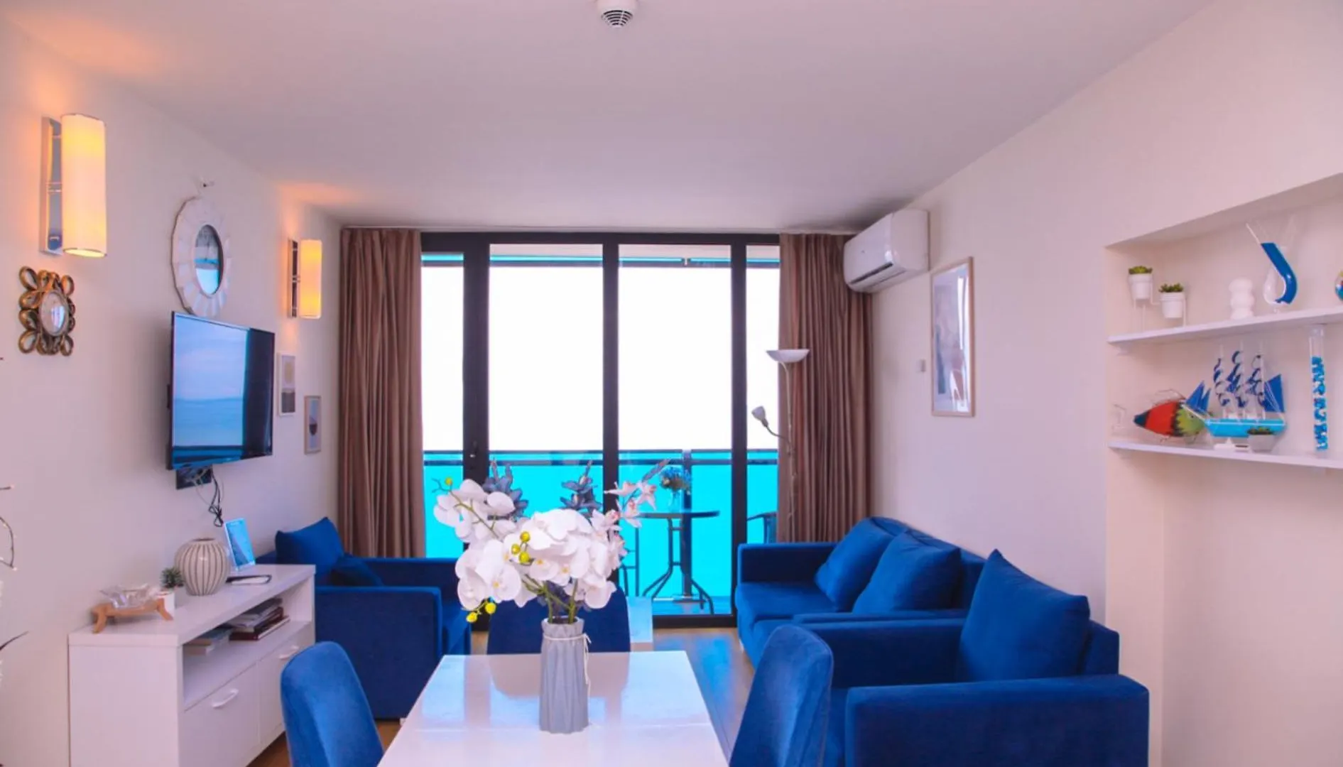 Inviting Sea View Aparthotel In Orbi City Batumi