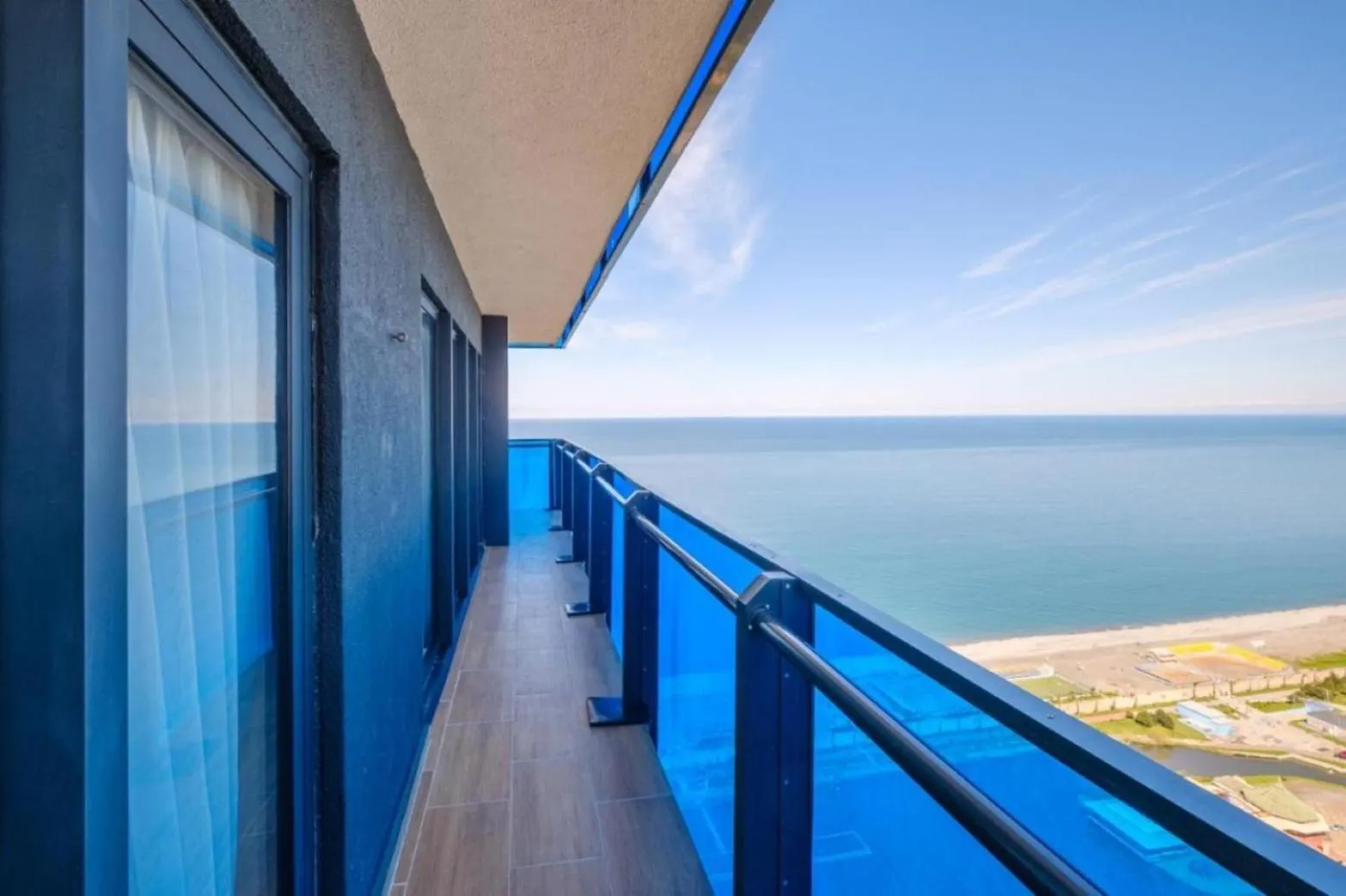 Inviting Sea View Aparthotel In Orbi City Batumi