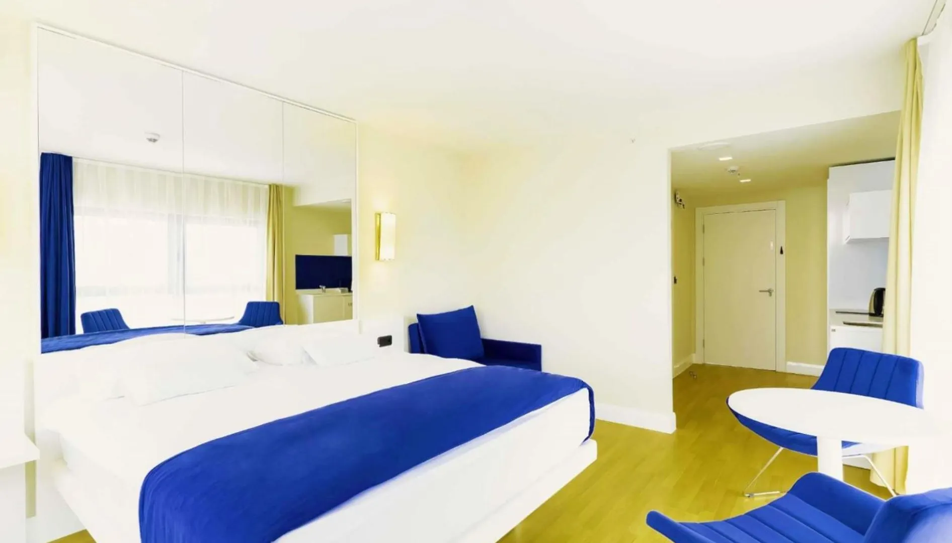*****  Inviting Sea View Aparthotel In Orbi City Batumi Georgia