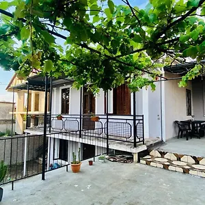  Гостевой дом Naziti House