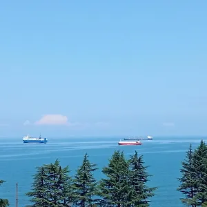  Гостевой дом Sea-gardens - Family